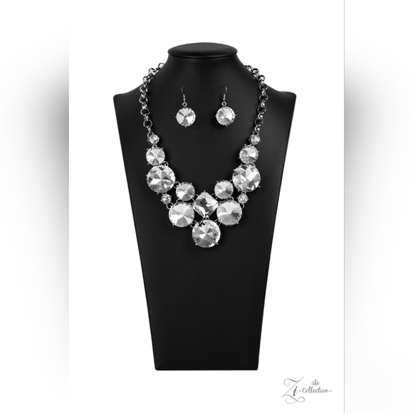 Unpredictable Zi Collection Necklace - Picture 5 of 5